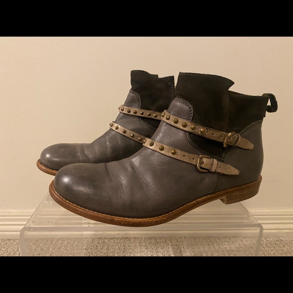 Alberto Fermani booties size 38